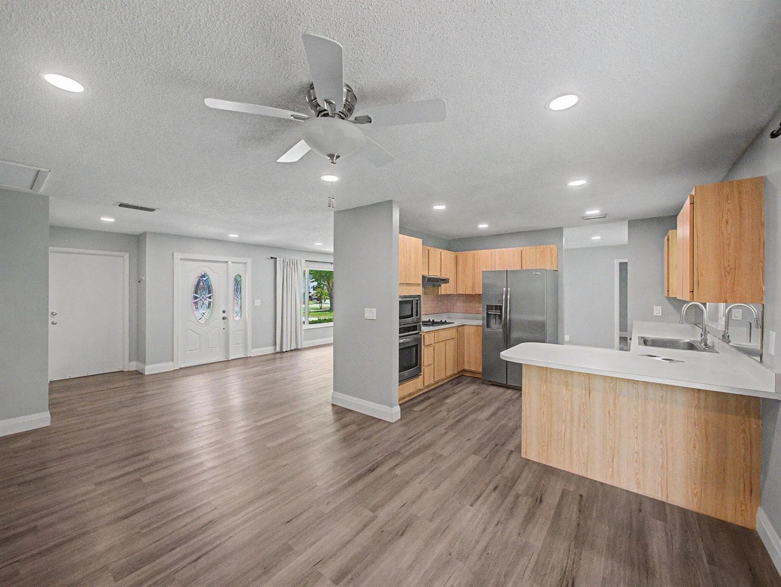 126 Chapel Lane, Tequesta FL 33469 photo 4