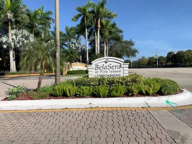 731 N Pine Island Rd # 305, Plantation FL 33324 photo 2