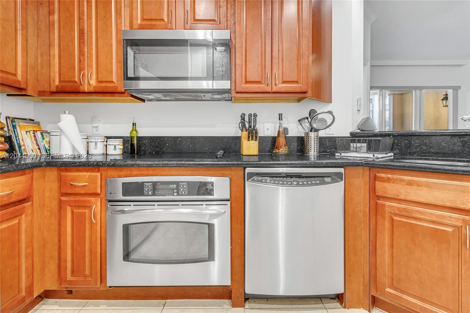 16100 Emerald Estates Dr # 298, Weston FL 33331 photo 3