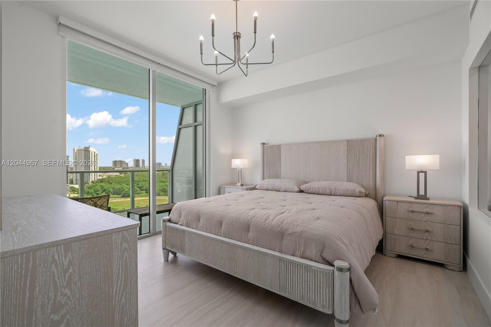 2411 Laguna Circle # 1207, Miami, FL 33181 photo 5