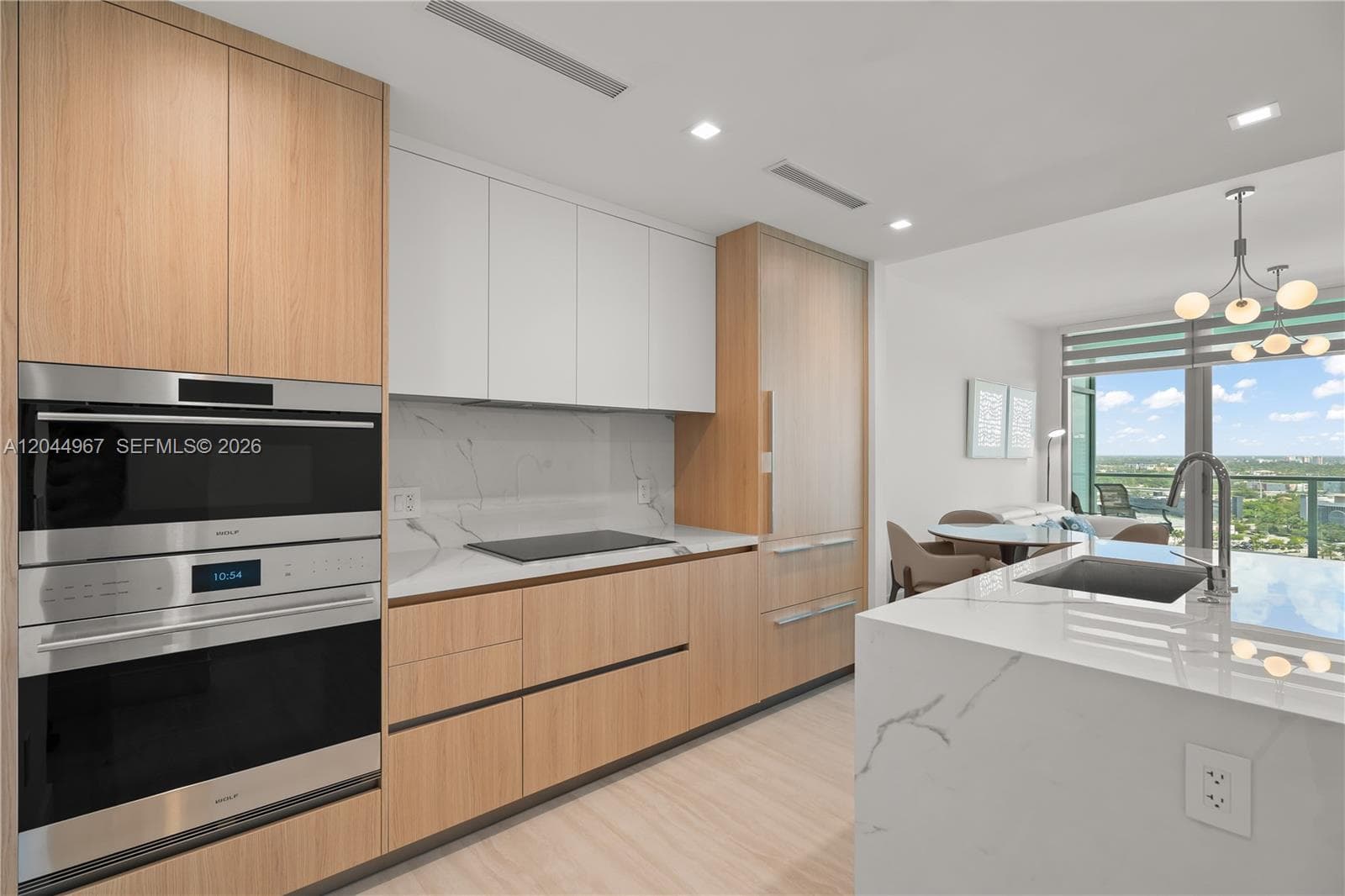 2411 Laguna Circle # 1207, Miami, FL 33181 photo 4