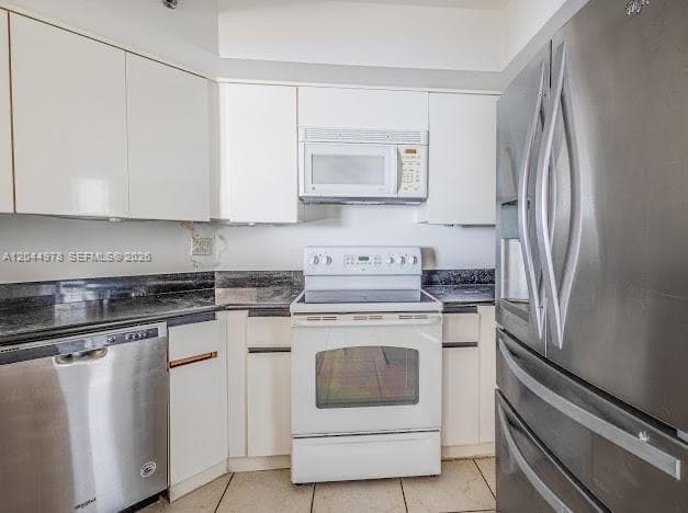 6767 Collins Ave # 1608, Miami Beach FL 33141 photo 4