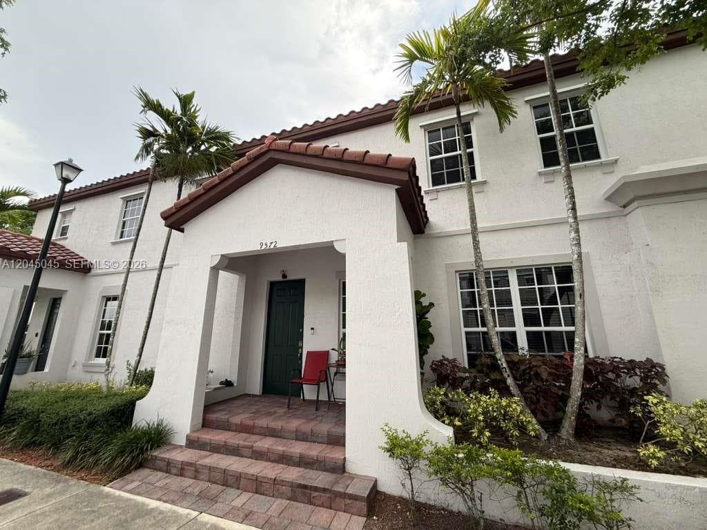 9572 SW 169th Pl # Main House, Miami FL 33196
