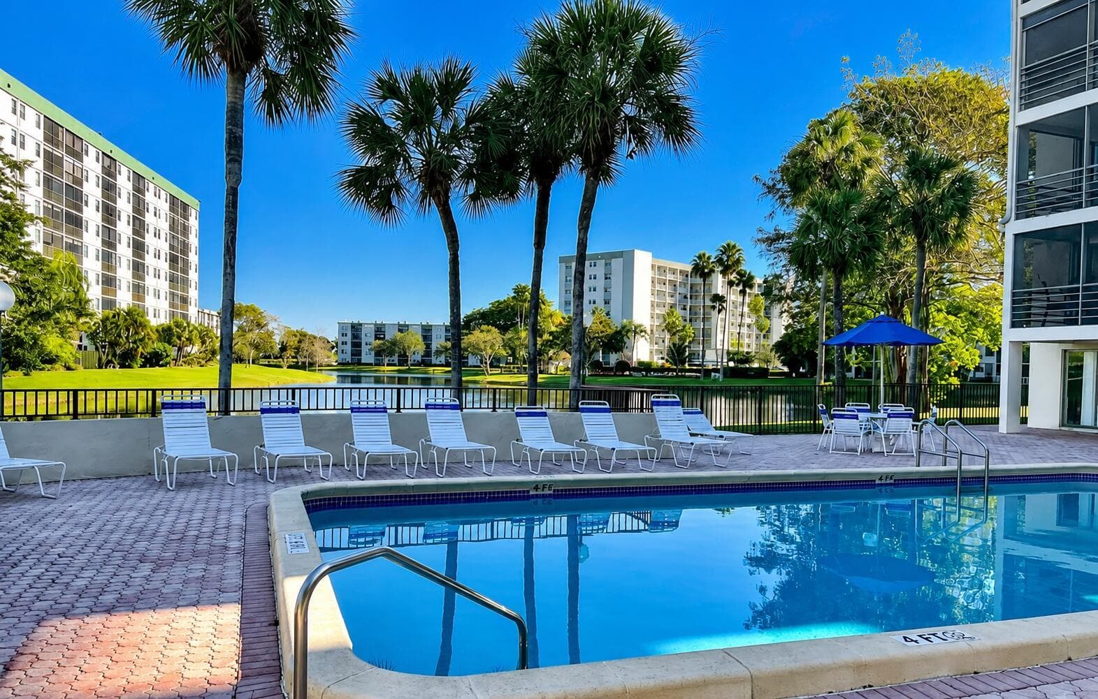 2307 S Cypress Bend Drive # 207a, Pompano Beach FL 33069