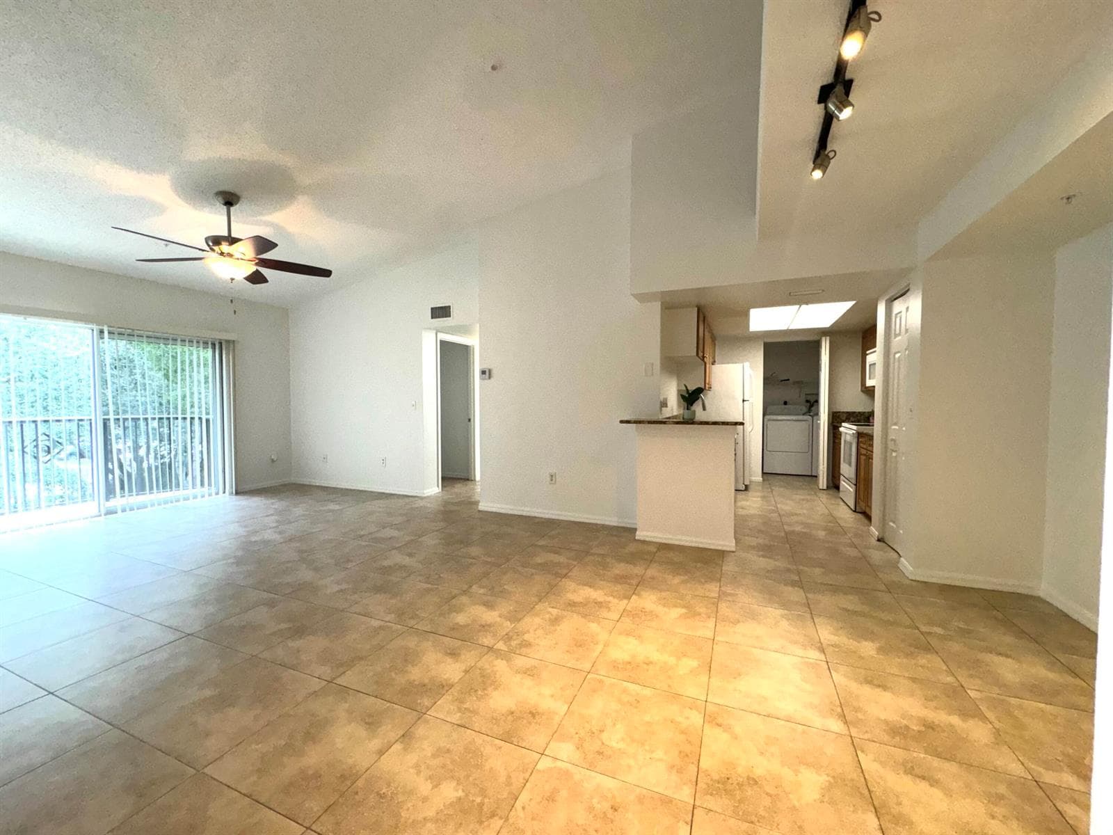 1300 Crestwood Drive # 1309, Royal Palm Beach FL 33411 photo 2