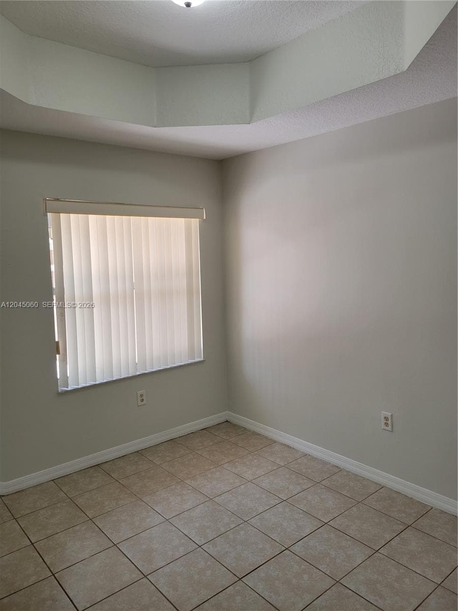 618 SW 106 AV # 1511, Pembroke Pines FL 33025 photo 2
