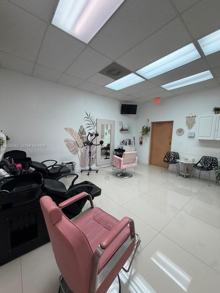 10465 SW 40th St, Miami FL 33165 photo 4