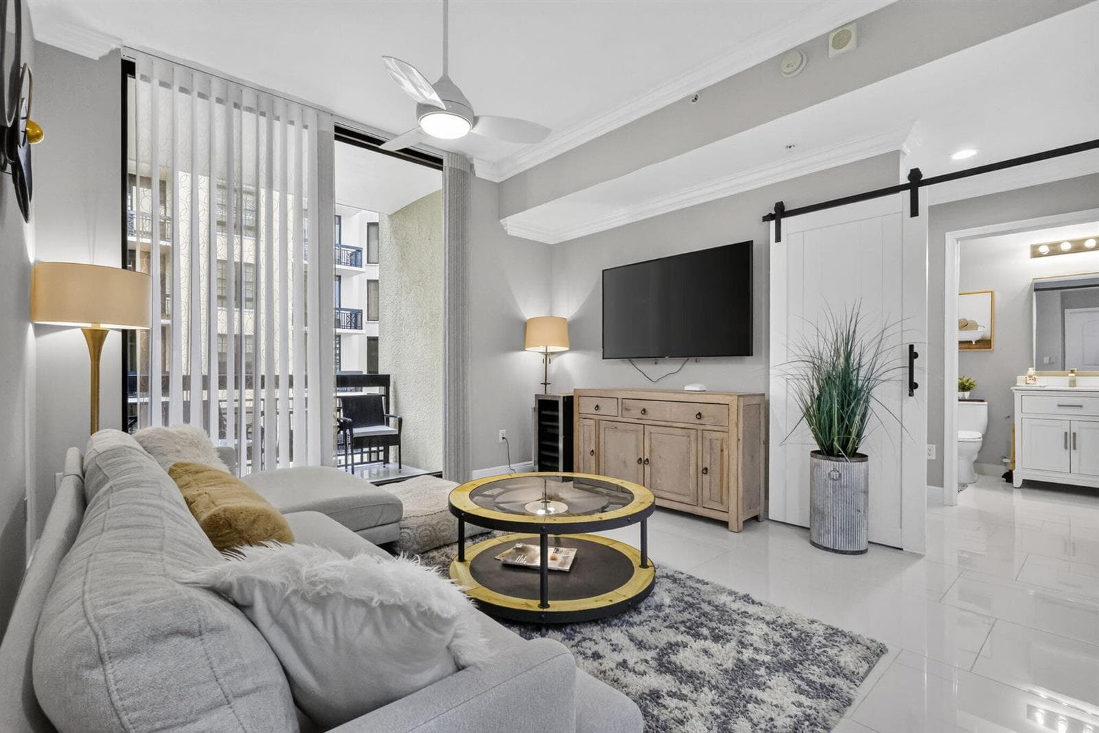 701 S Olive Avenue # 1205, West Palm Beach FL 33401 photo 2
