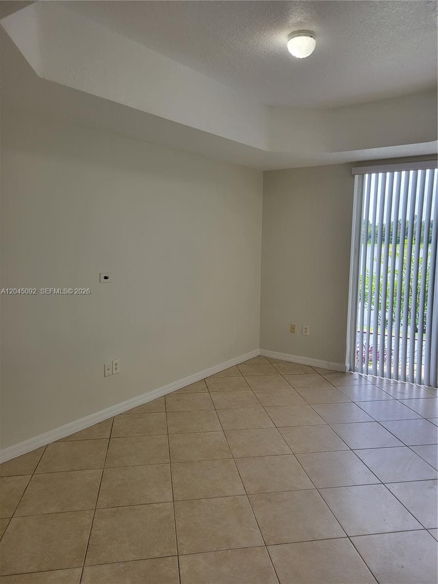 10691 SW 6TH ST # 804, Pembroke Pines FL 33025 photo 5