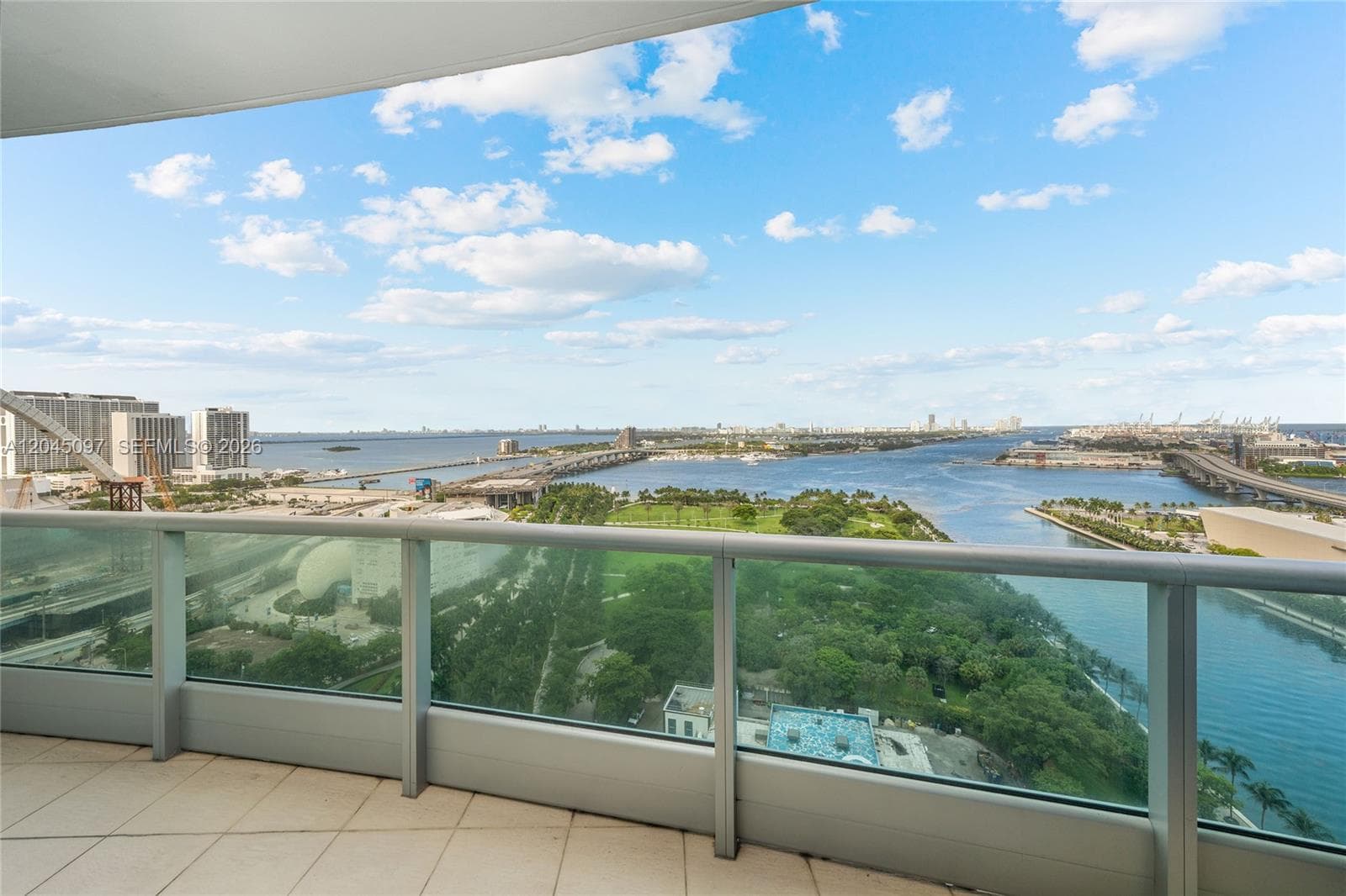 900 Biscayne Blvd # 2506, Miami FL 33132 photo 5