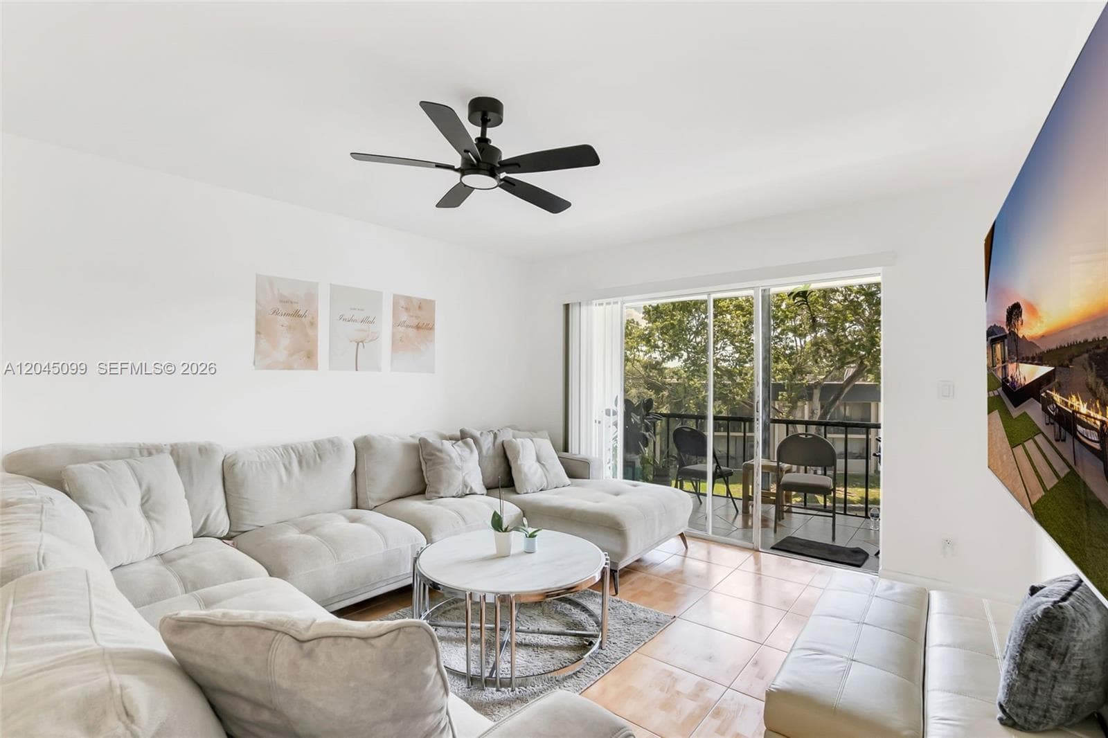 8020 N Colony Circle N. # 304, Tamarac FL 33321 photo 4