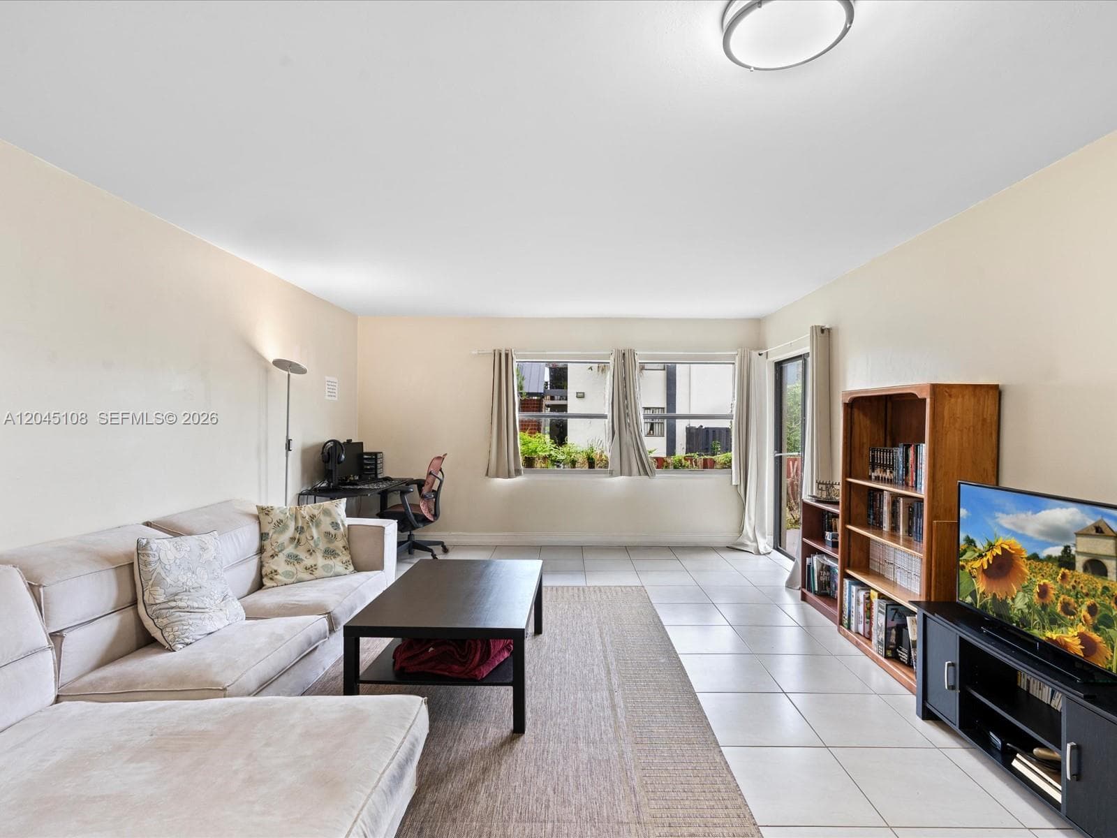 571 NW 107th Ave # 107, Miami FL 33172 photo 3