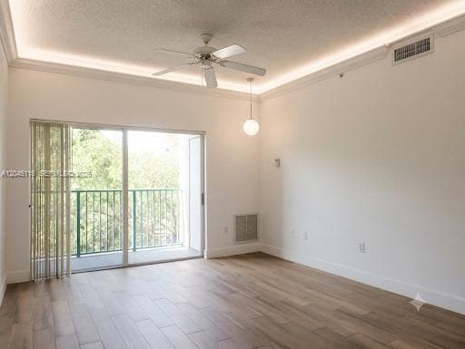 6001 SW 70th St # 355, South Miami FL 33143 photo 3