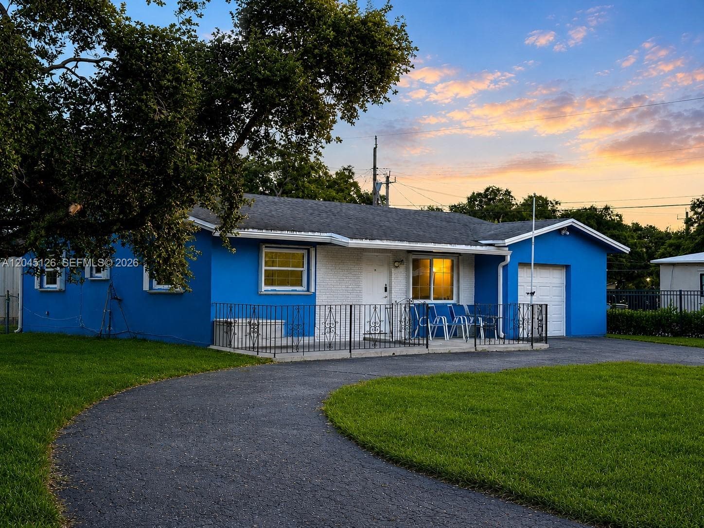 6145 Hayes St, Hollywood FL 33024 photo 5