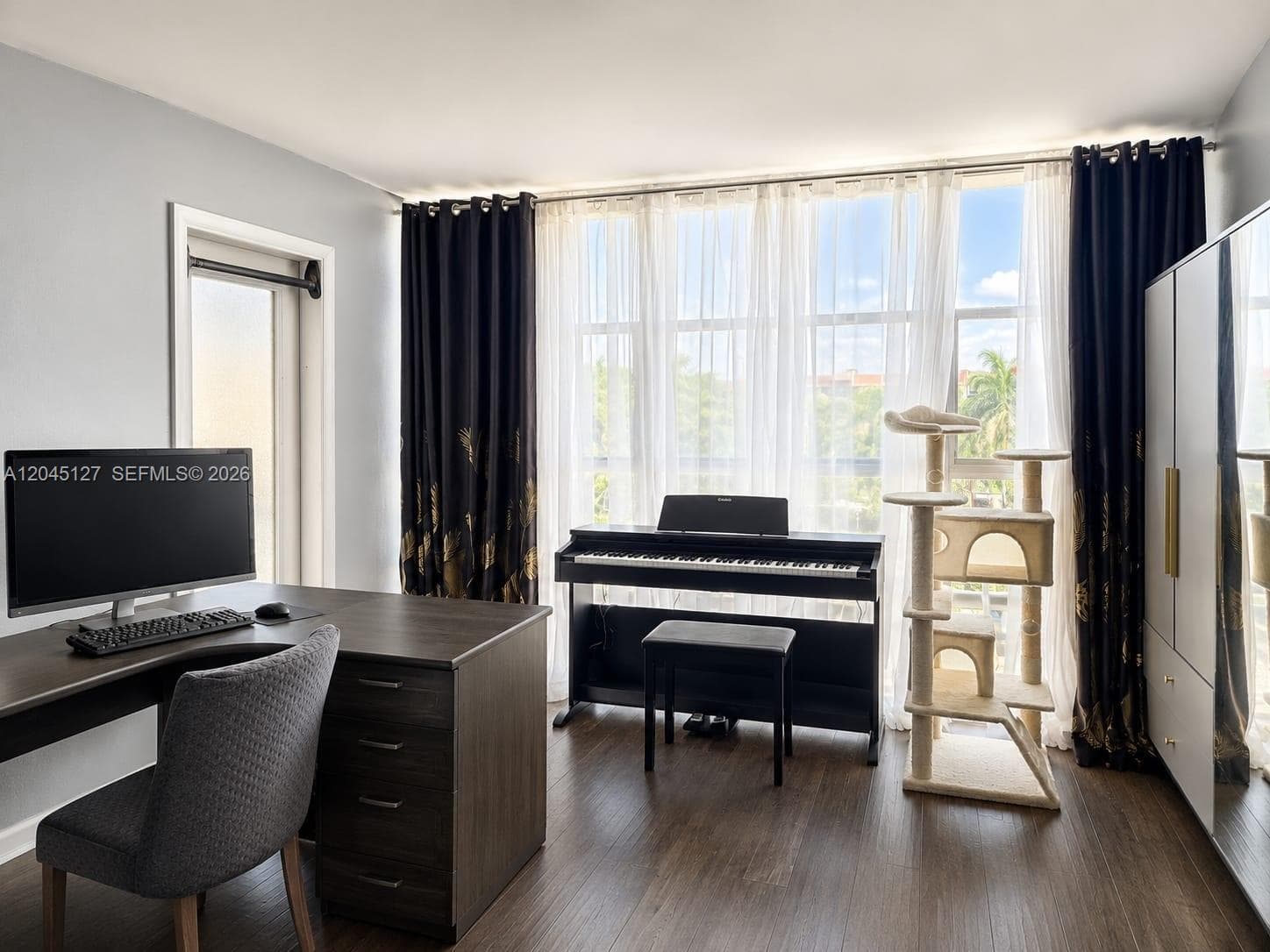 851 Three Islands Blvd # 520, Hallandale Beach FL 33009 photo 3