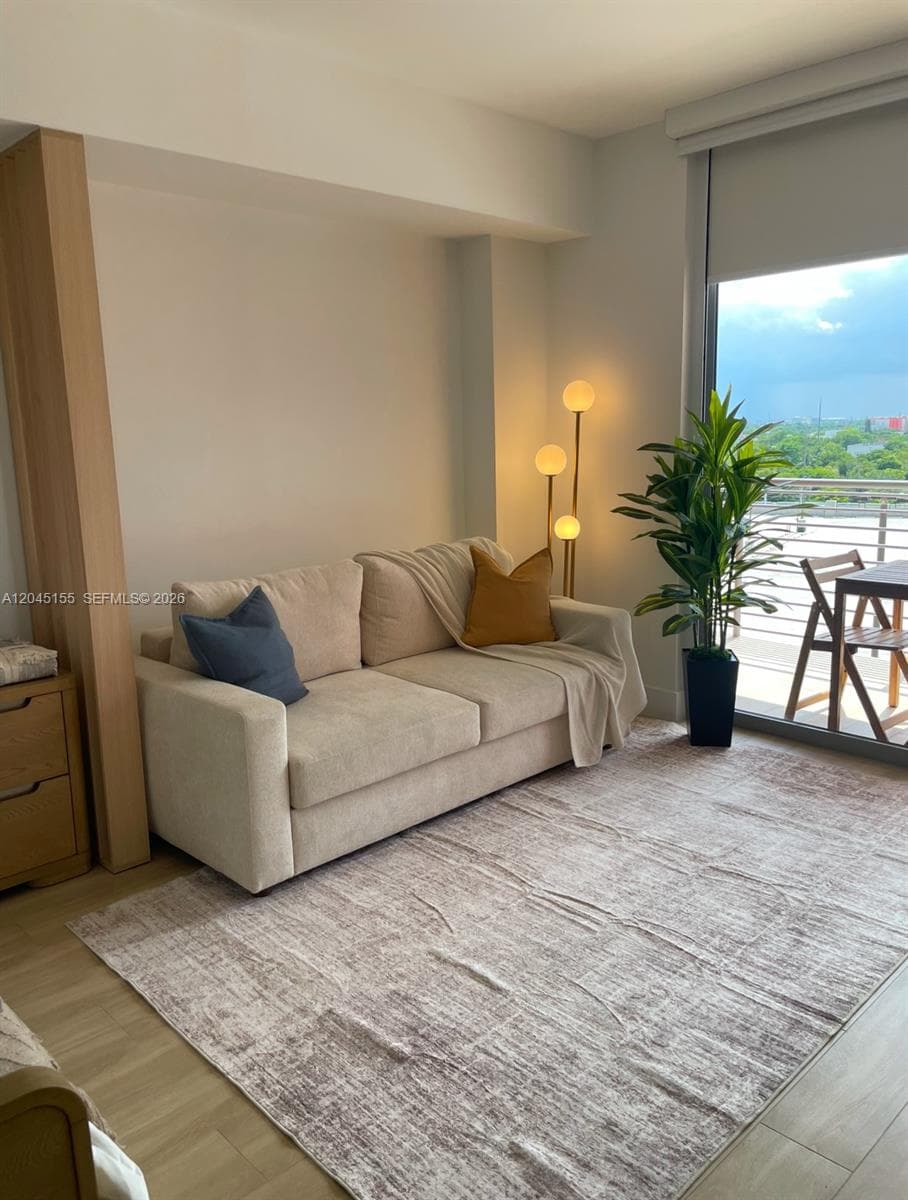 90 NE 32 # 819, Miami, FL 33137 photo 2
