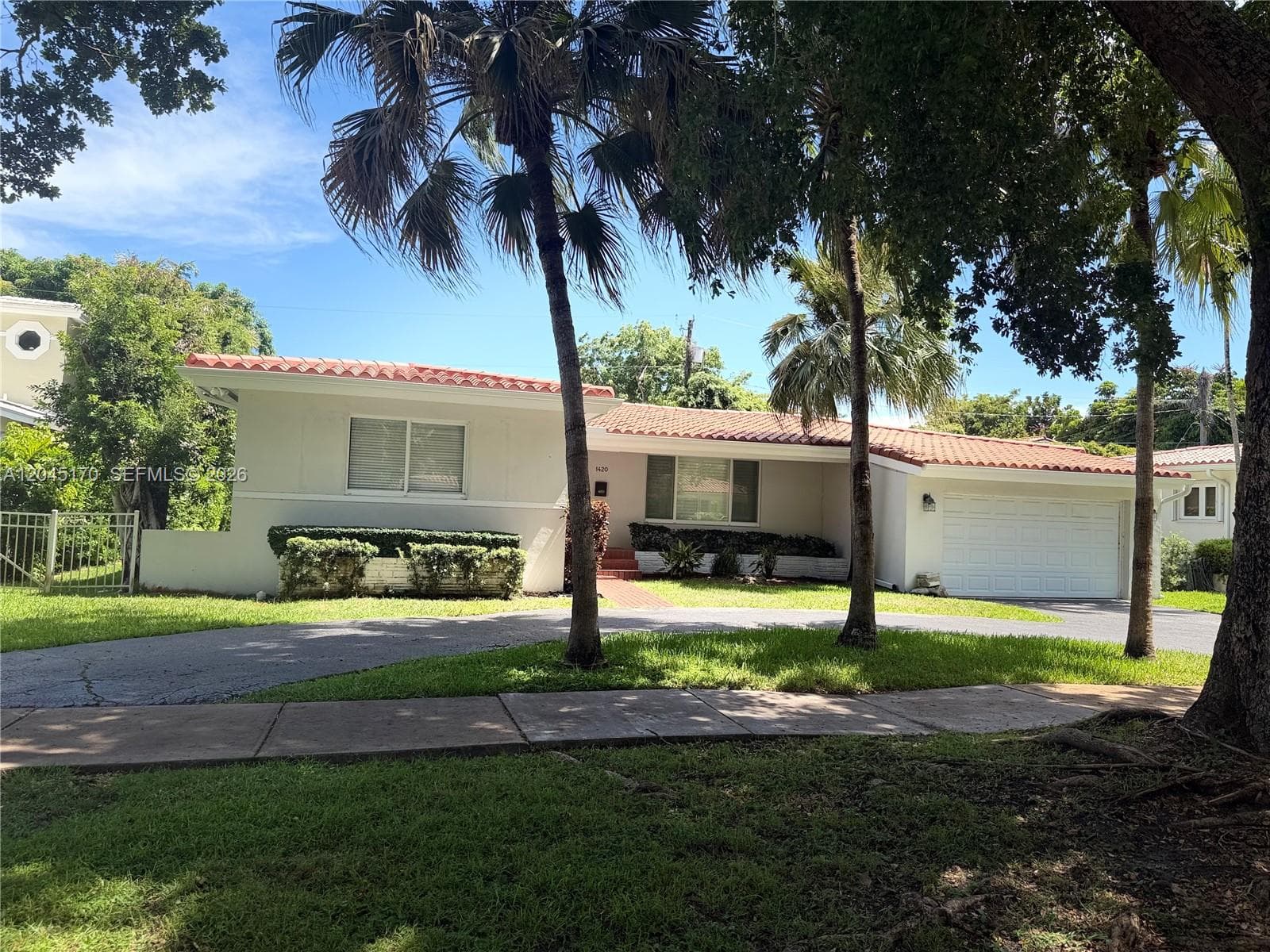 1420 Baracoa Ave, Coral Gables FL 33146