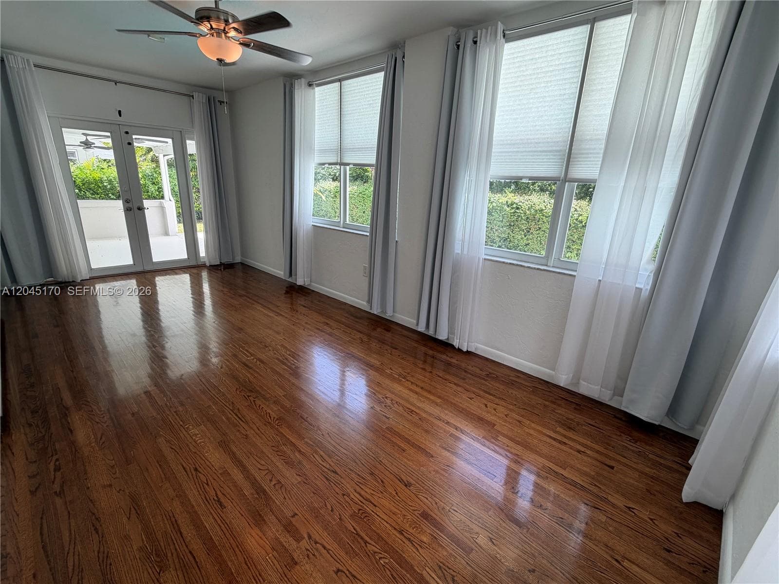 1420 Baracoa Ave, Coral Gables FL 33146 photo 5