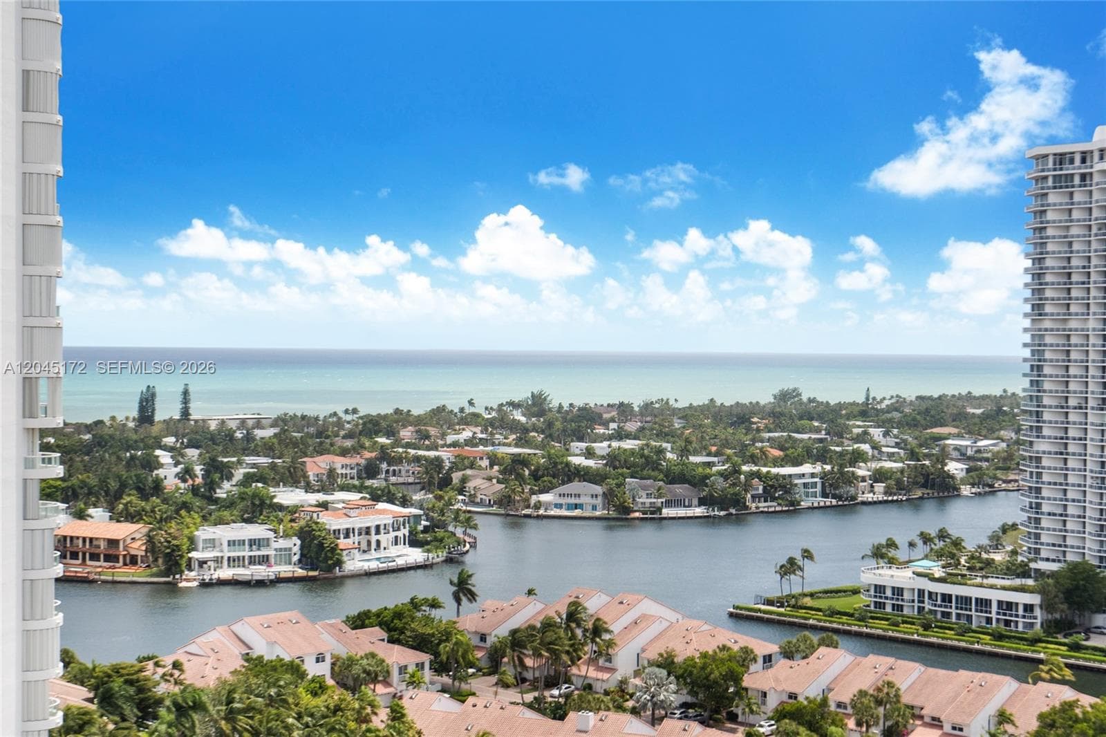 21055 Yacht Club Dr # 2005, Aventura FL 33180