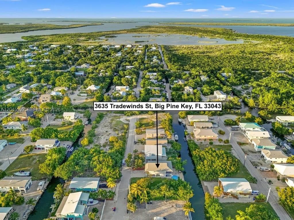 3635 Trade Winds St, Big Pine, FL 33043 photo 5