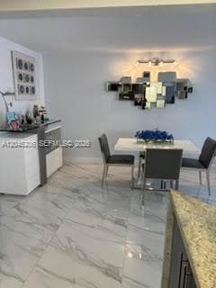9686 Fontainebleau Blvd # 504, Miami, FL 33172 photo 4
