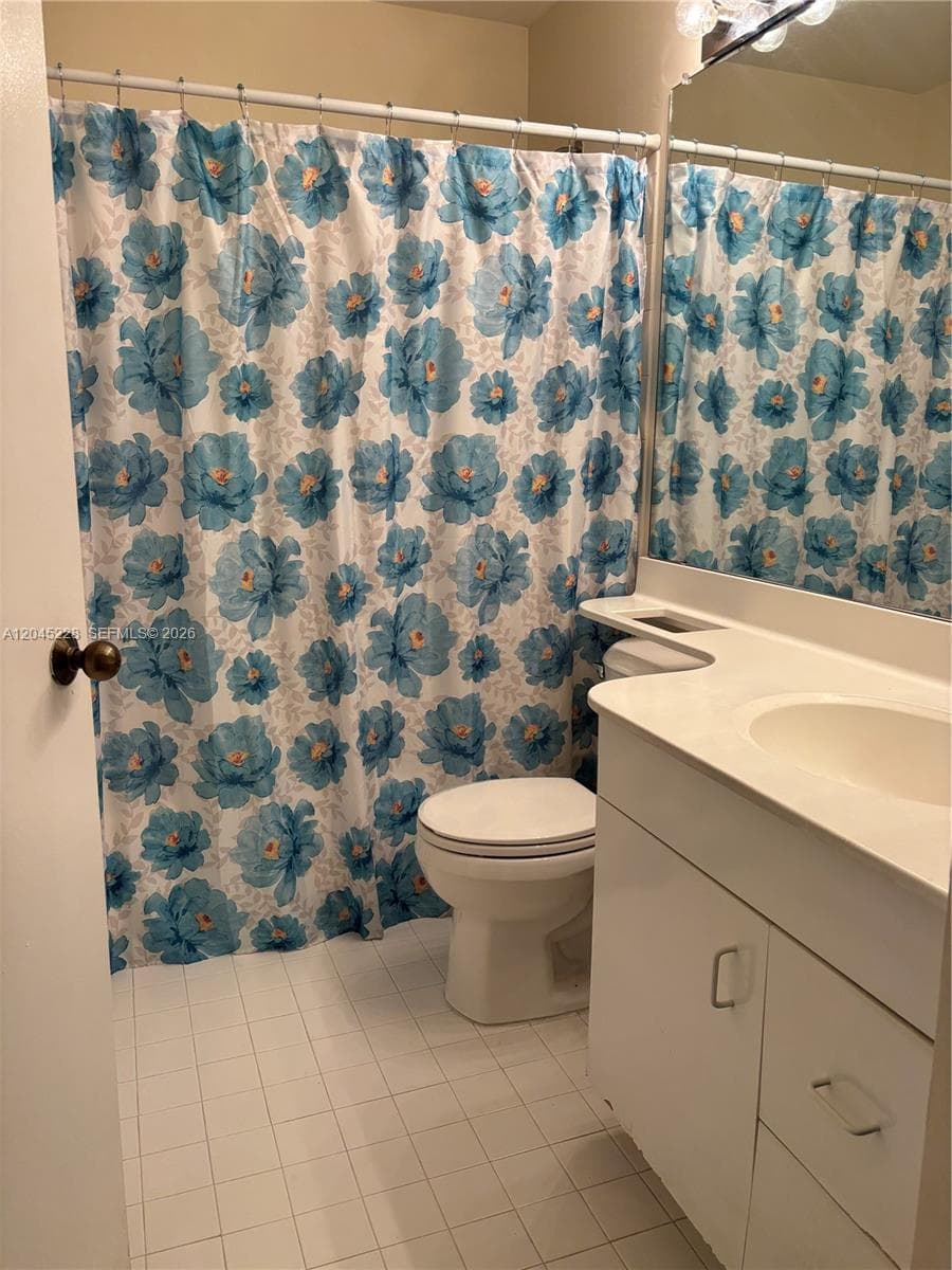 1040 Coral Club Dr # 1040, Coral Springs FL 33071 photo 2