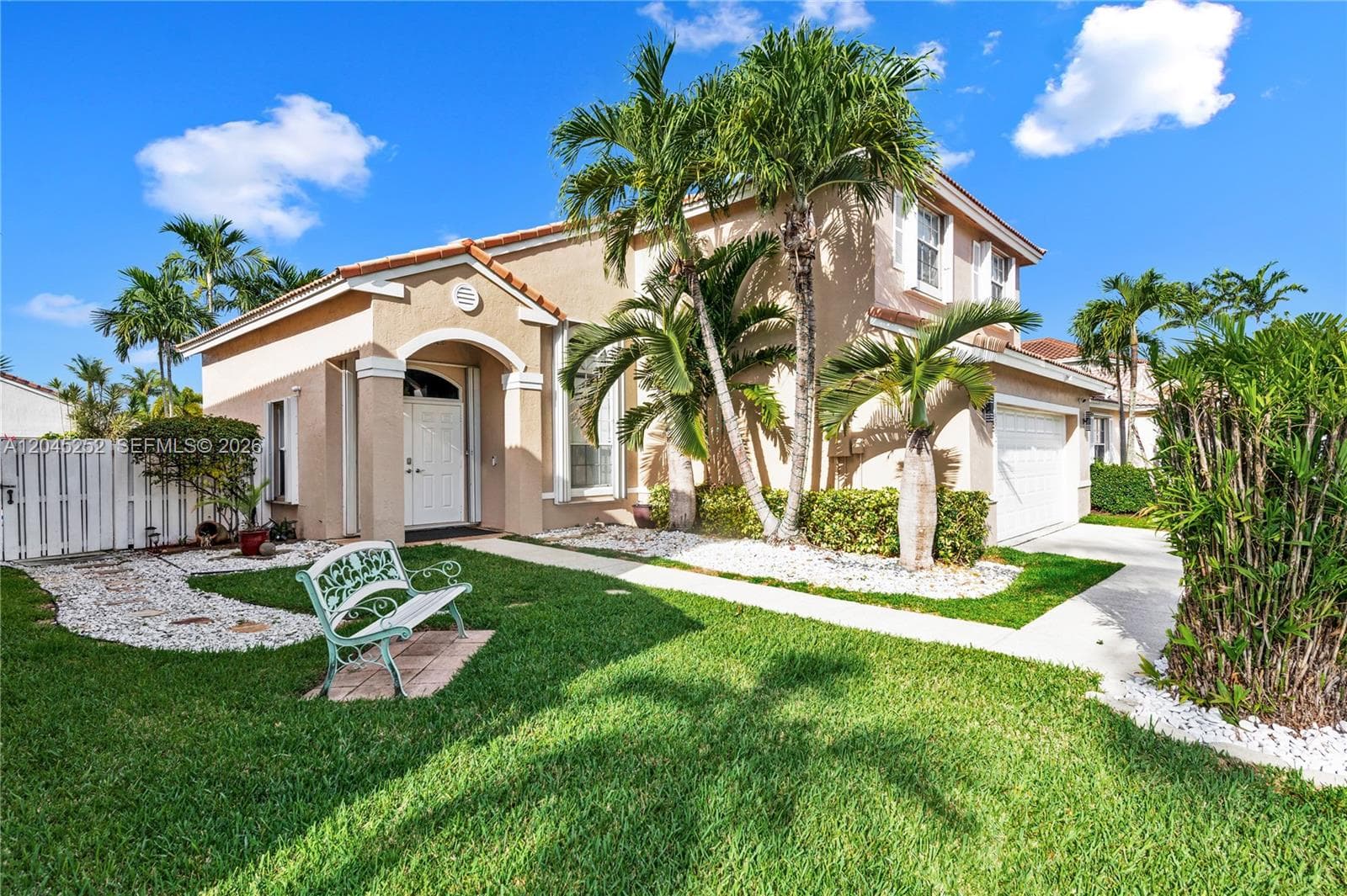 18910 NW 10th Ter, Pembroke Pines FL 33029 photo 4