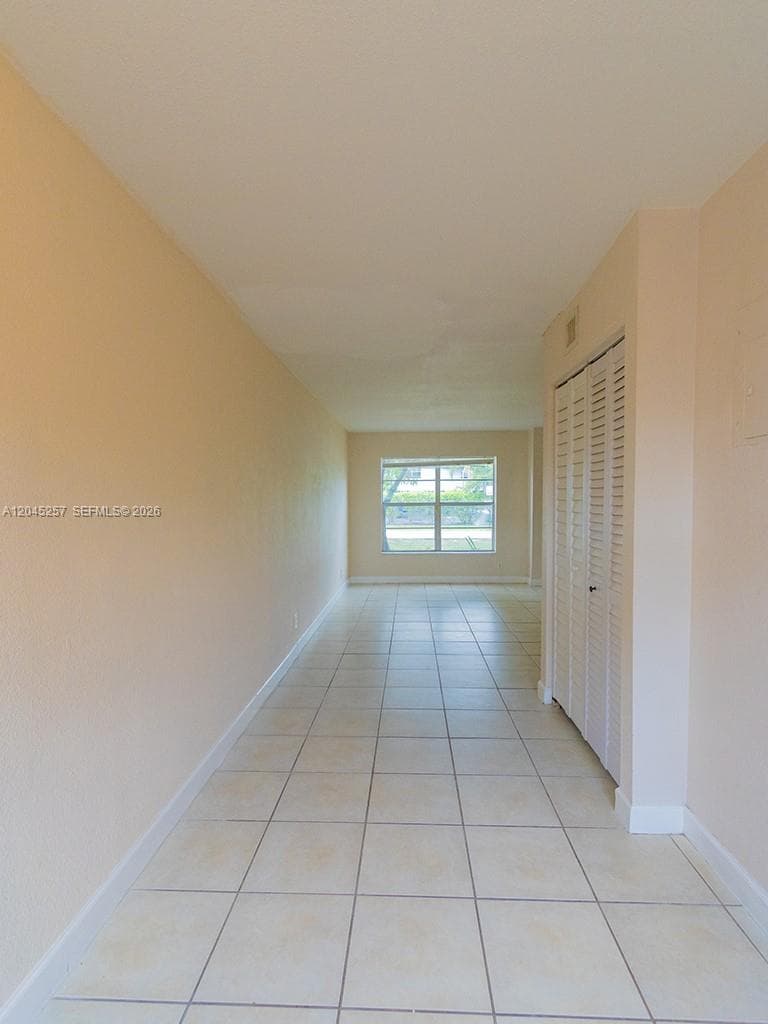 4648 NW 9th Dr # 4648, Plantation FL 33317 photo 4