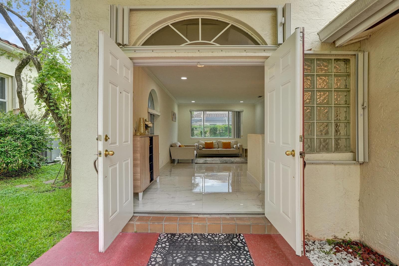 4180 Lansing Avenue, Cooper City FL 33026 photo 4