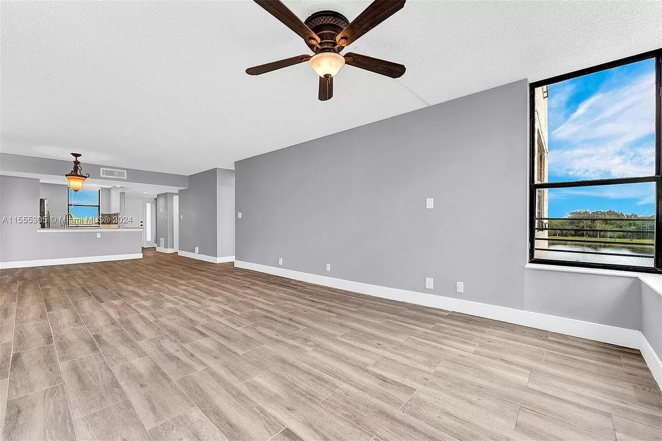 2767 Carambola Circle S # 401, Coconut Creek FL 33066 photo 4