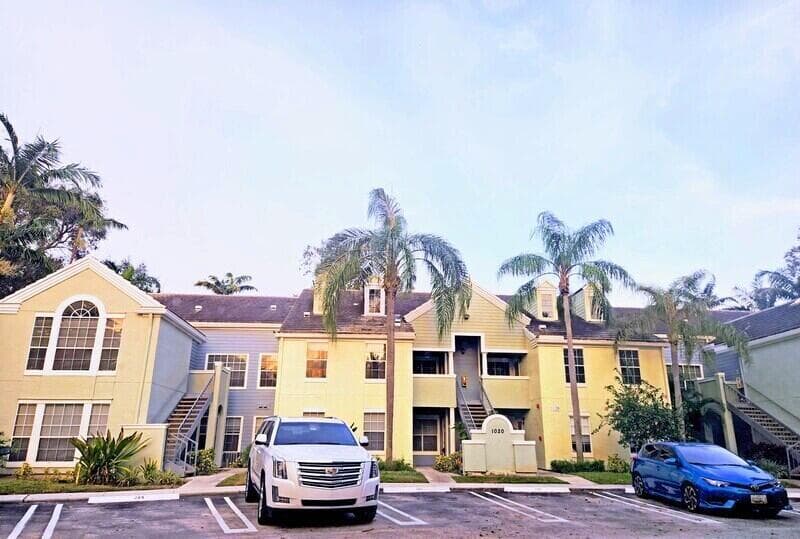 1020 Crystal Way # F, Delray Beach FL 33444