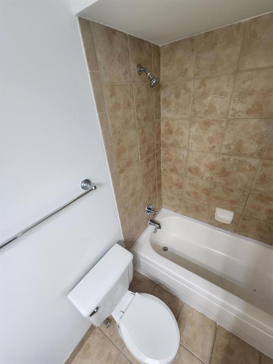 1020 Crystal Way # F, Delray Beach FL 33444 photo 4