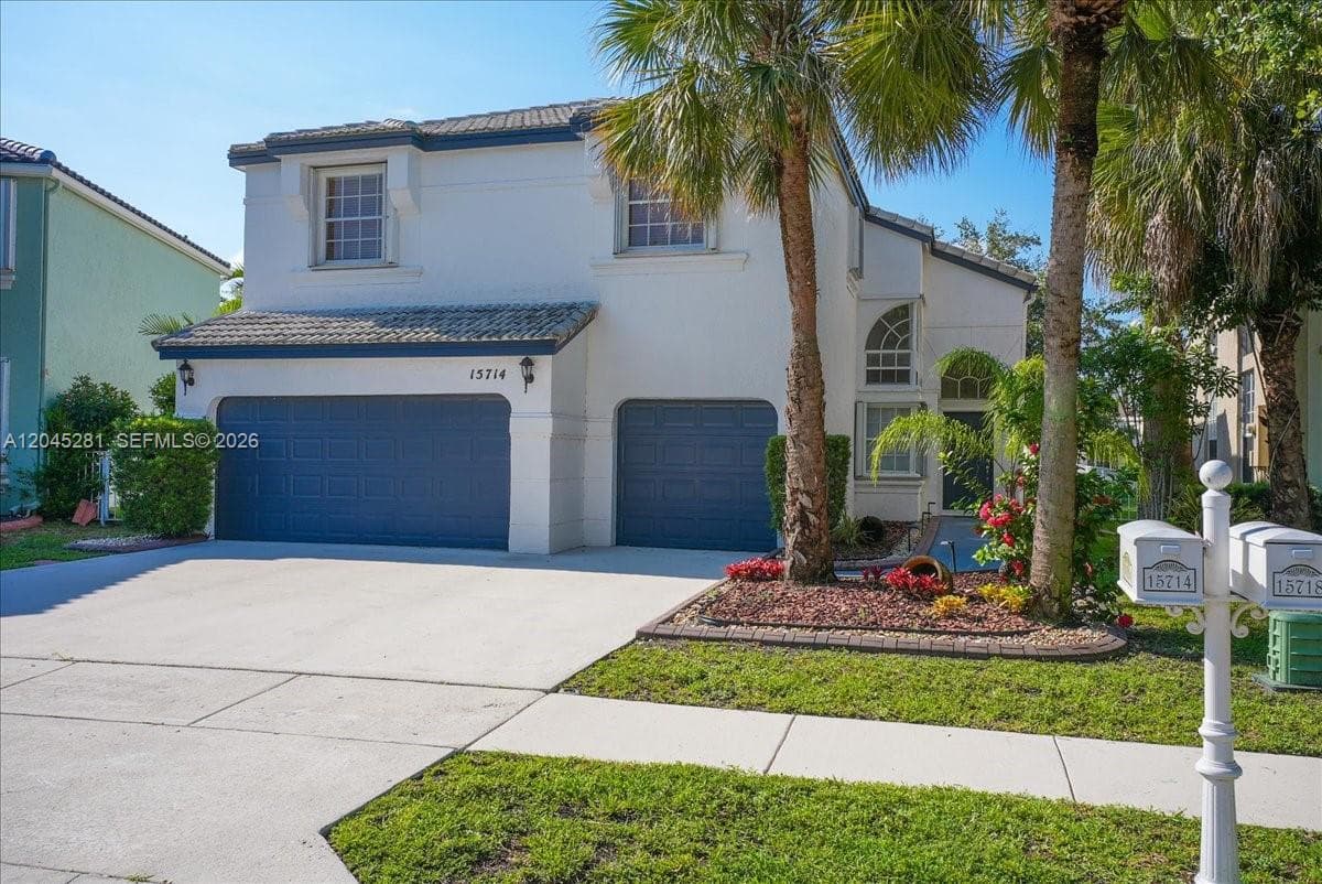 15714 NW 10th St, Pembroke Pines FL 33028 photo 4