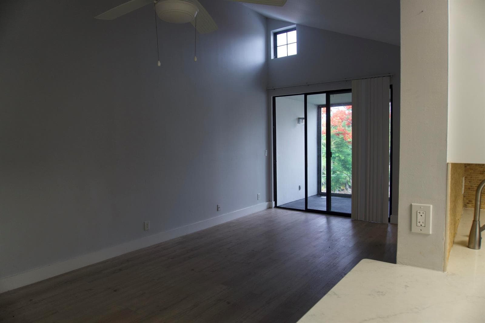 213 Lake Pointe Drive # 211, Oakland Park FL 33309 photo 3
