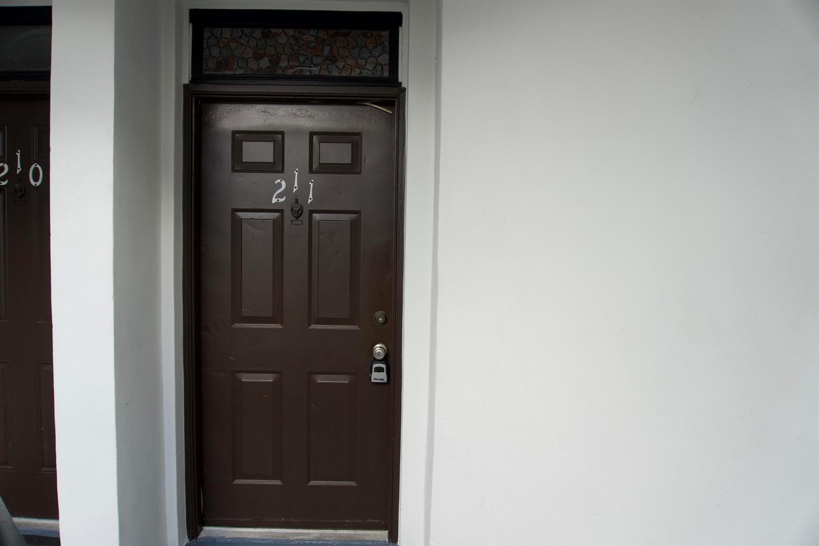 213 Lake Pointe Drive # 211, Oakland Park FL 33309