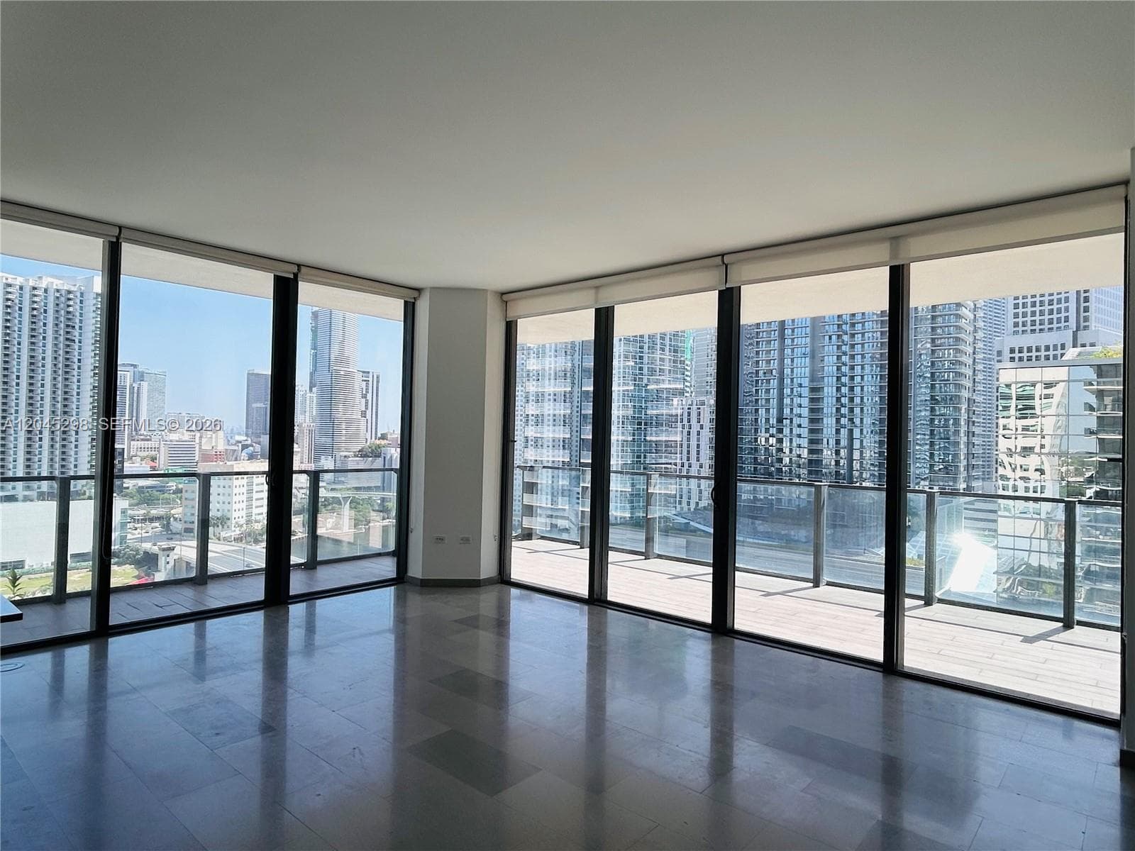 88 SW 7th St # 1511, Miami FL 33130 photo 4