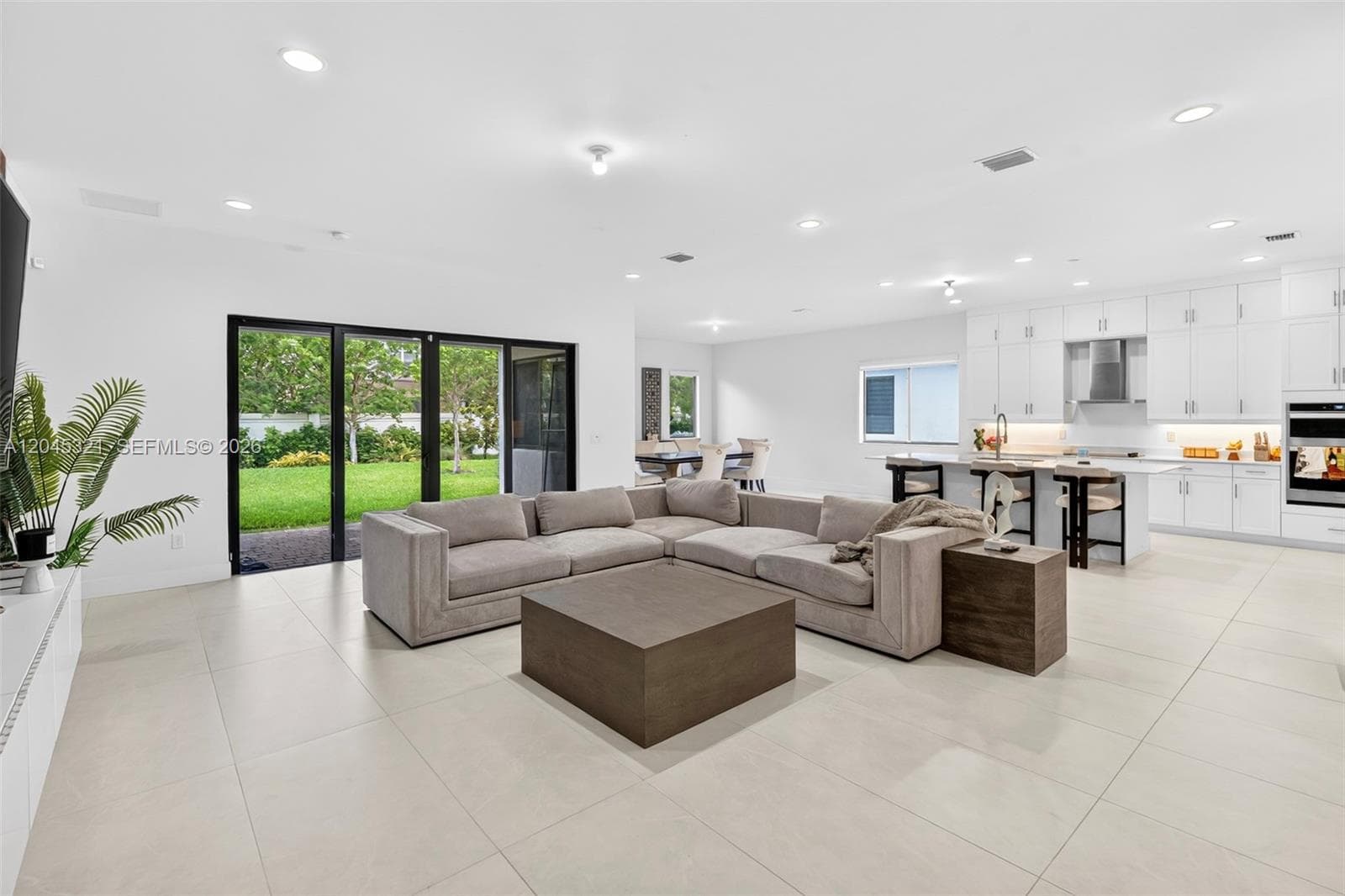 4550 SW 178th Ave, Miramar FL 33029 photo 4