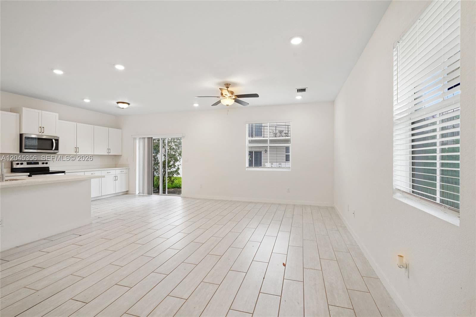 763 SE 17th St, Homestead FL 33034 photo 3