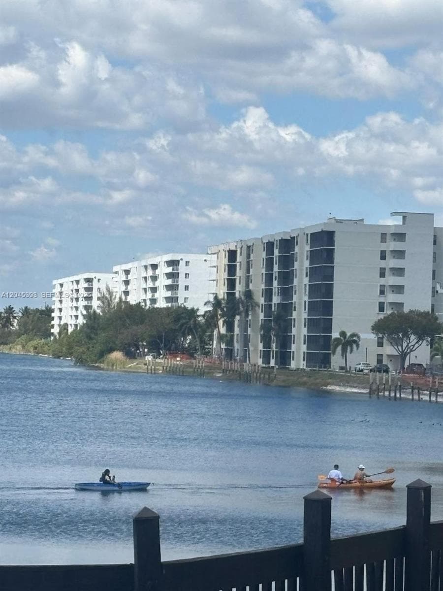 109 Lake Emerald Dr # 105, Oakland Park FL 33309 photo 3