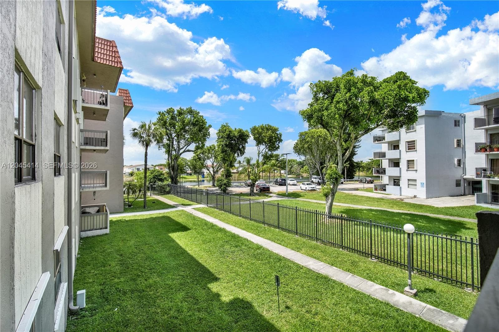 1101 SW 122nd Ave # 205, Miami FL 33184 photo 5
