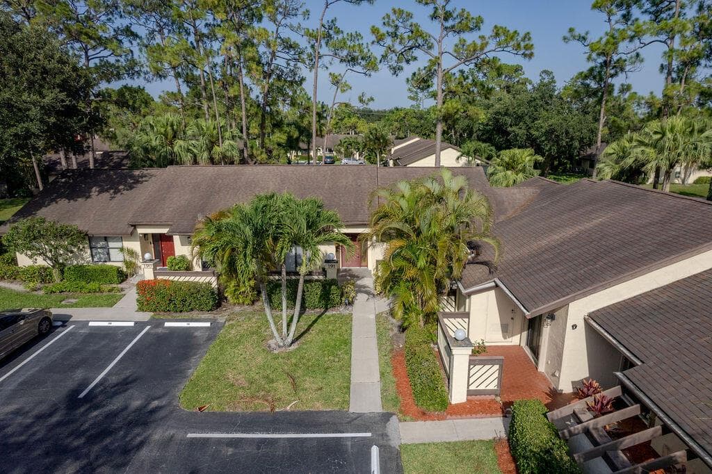 191 Mastic Tree Court, Royal Palm Beach FL 33411 photo 2
