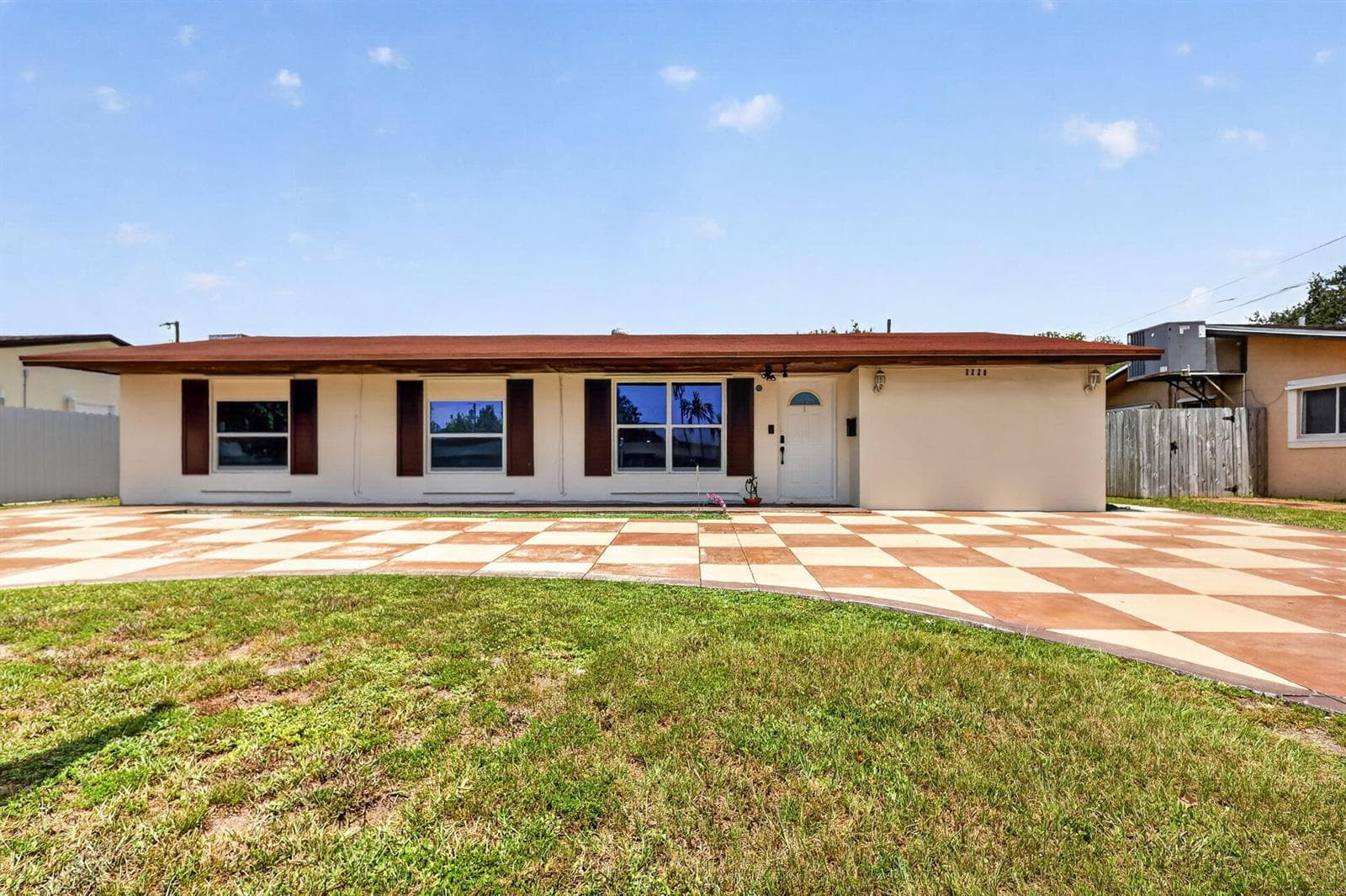 2220 N 47th Avenue, Hollywood FL 33021