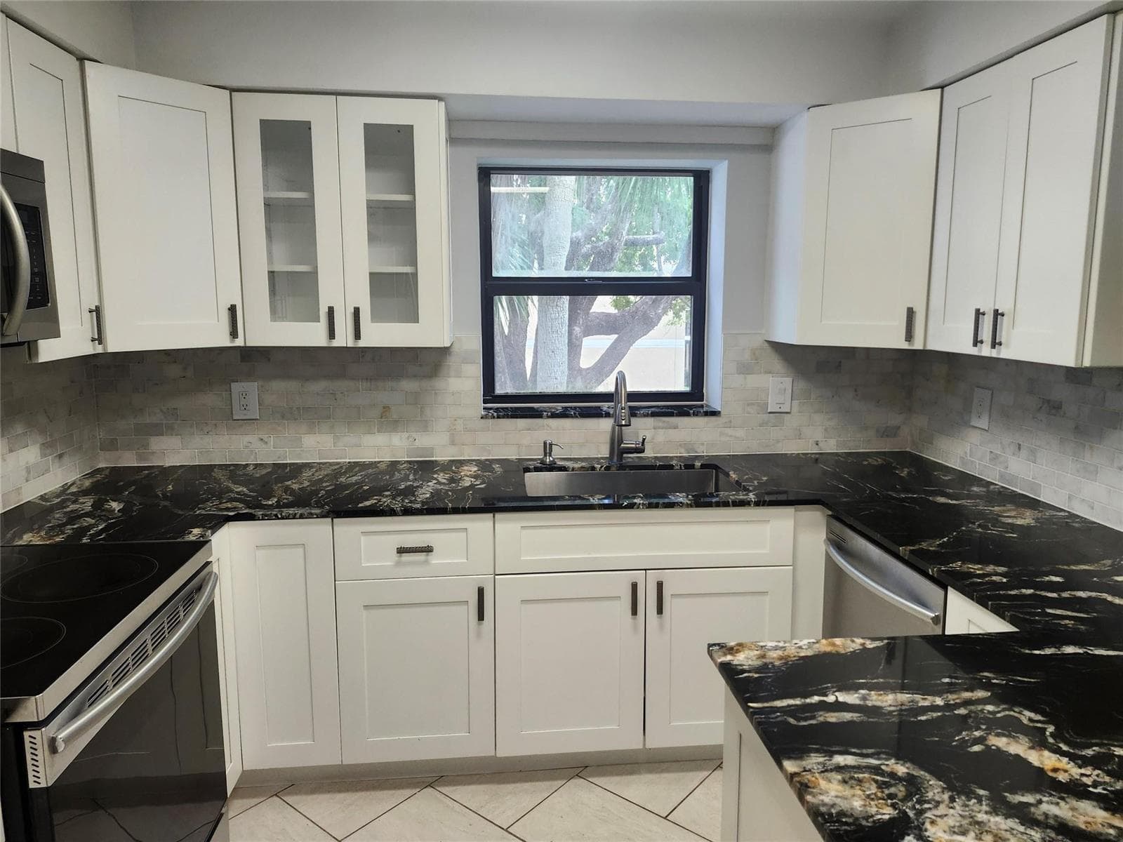 16251 Golf Club Road # 212, Weston FL 33326