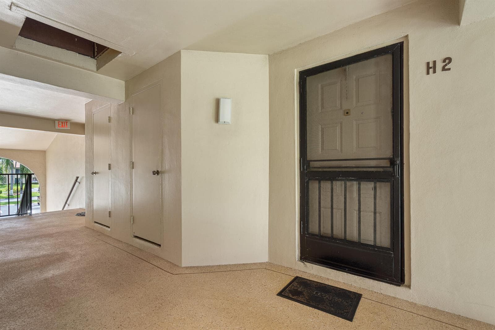 610 Sea Pine Way # H2, FL 33415 photo 2