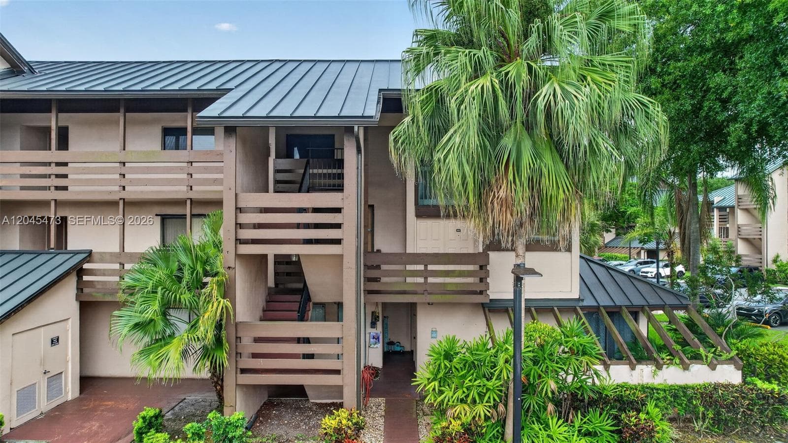 120 SW 96th Ter # 204, Plantation FL 33324
