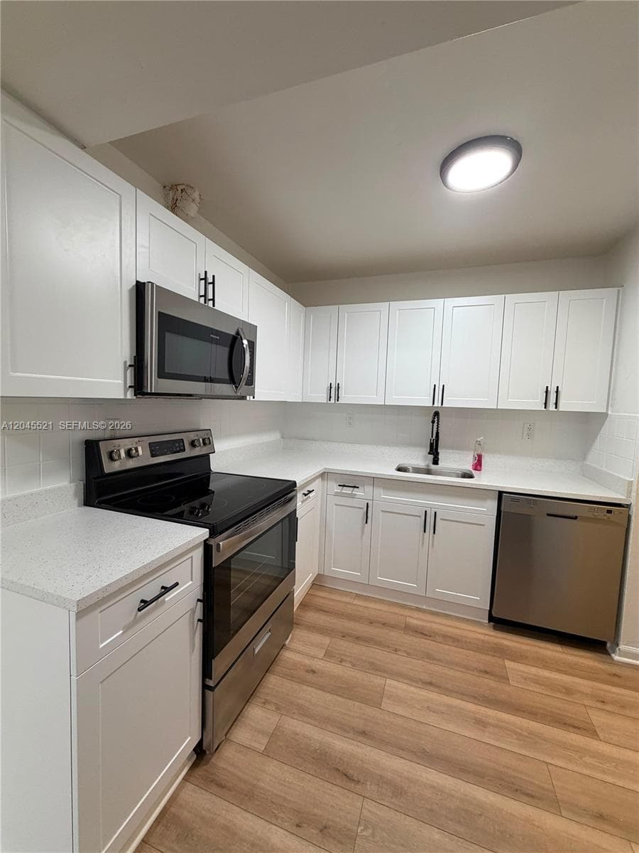 2557 NW 60TH TER, Sunrise FL 33313 photo 5