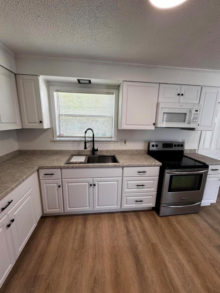 1464 W 32nd Street, Riviera Beach FL 33404 photo 4