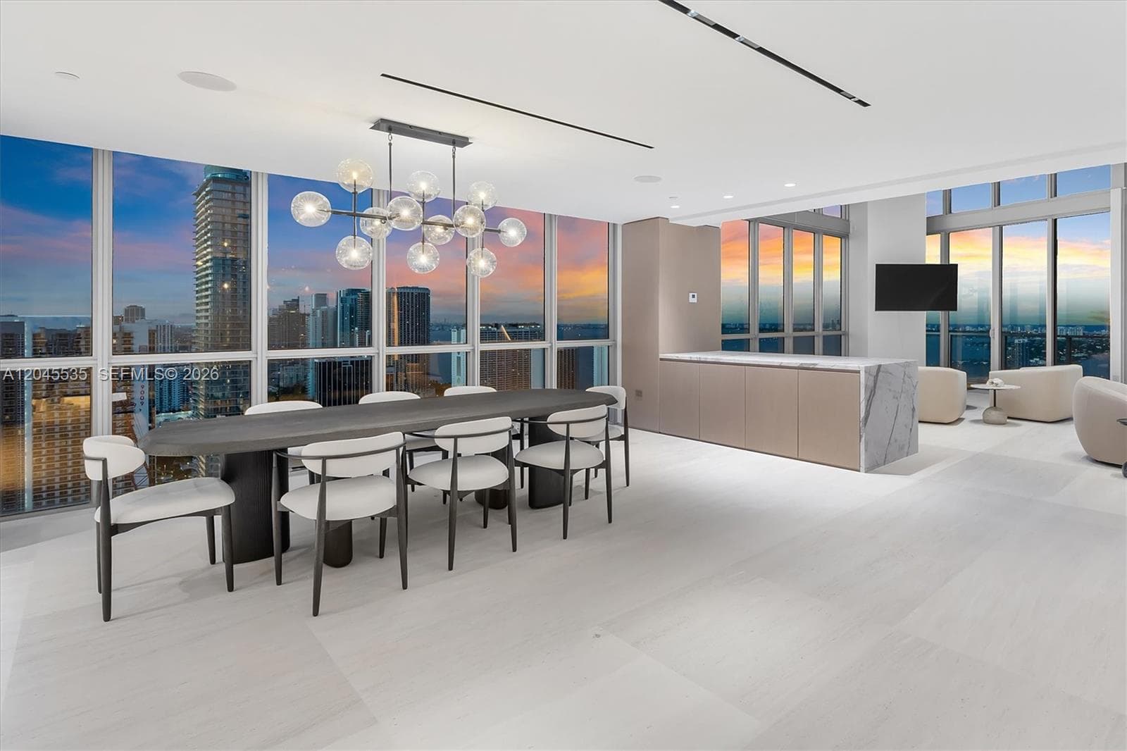 1100 Biscayne Blvd # 3906, Miami FL 33132 photo 3