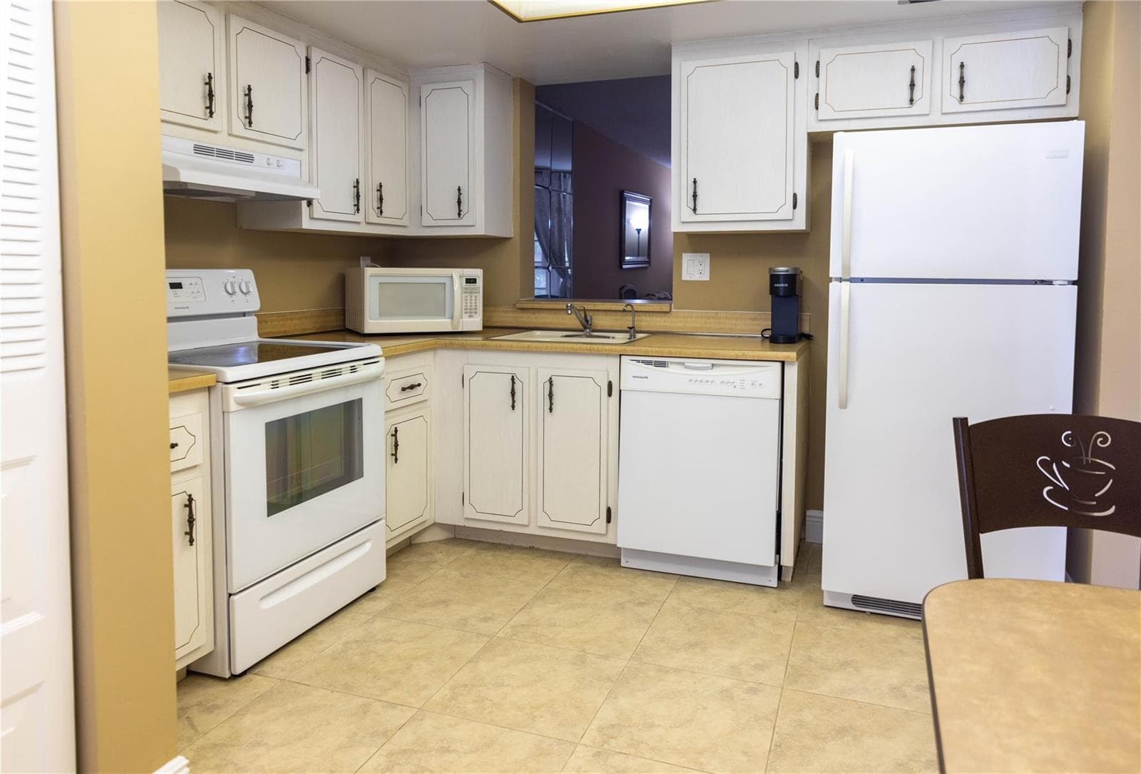 7680 NW 18th Street # 406, Margate FL 33063 photo 4