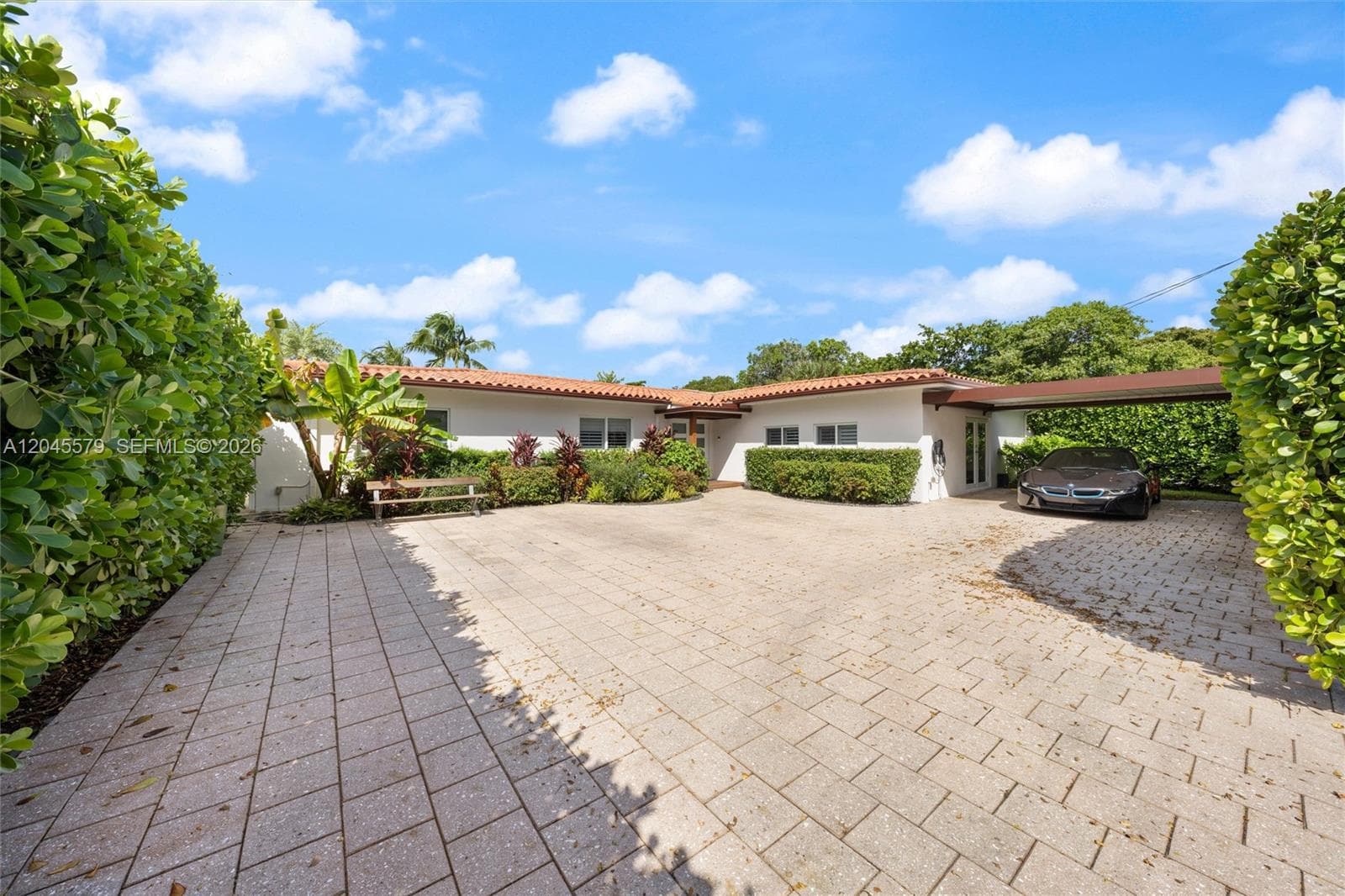 12944 Banyan Rd, North Miami FL 33181 photo 3